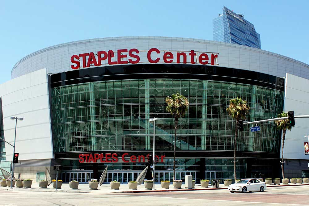 Town Car Service to Staples Center