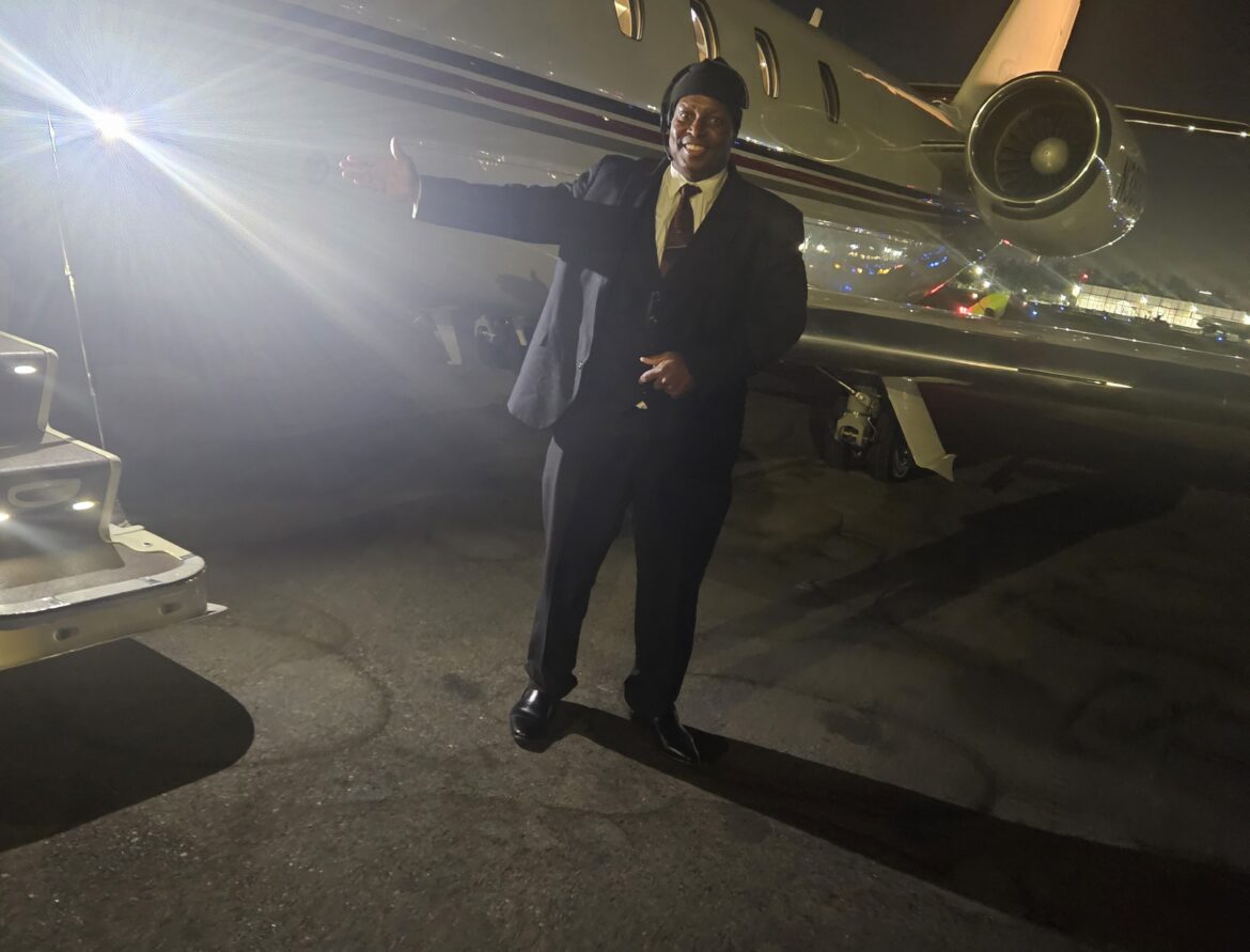 Hollywood Burbank Jet Center