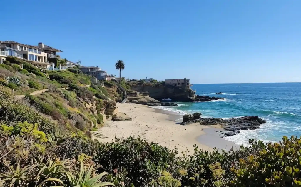 Thumbnail-For-Laguna Beach Airport Shuttle for Visitors Checking Out-By-Ride N´ Relax(1)
